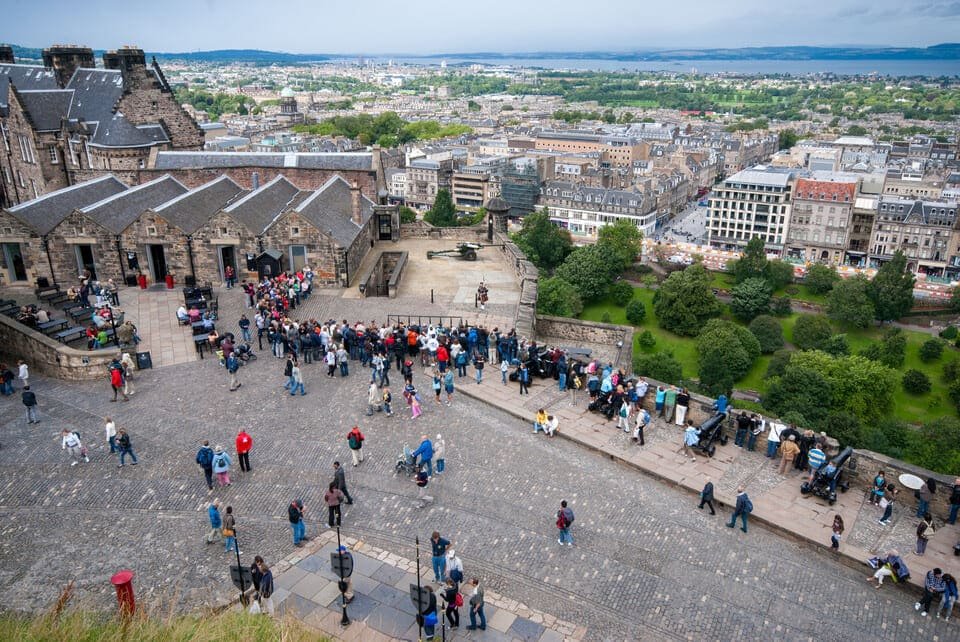 Edinburgh Castle Tour 2026
