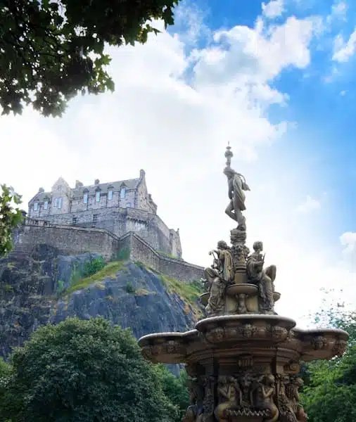 Edinburgh Castle Tour 2026