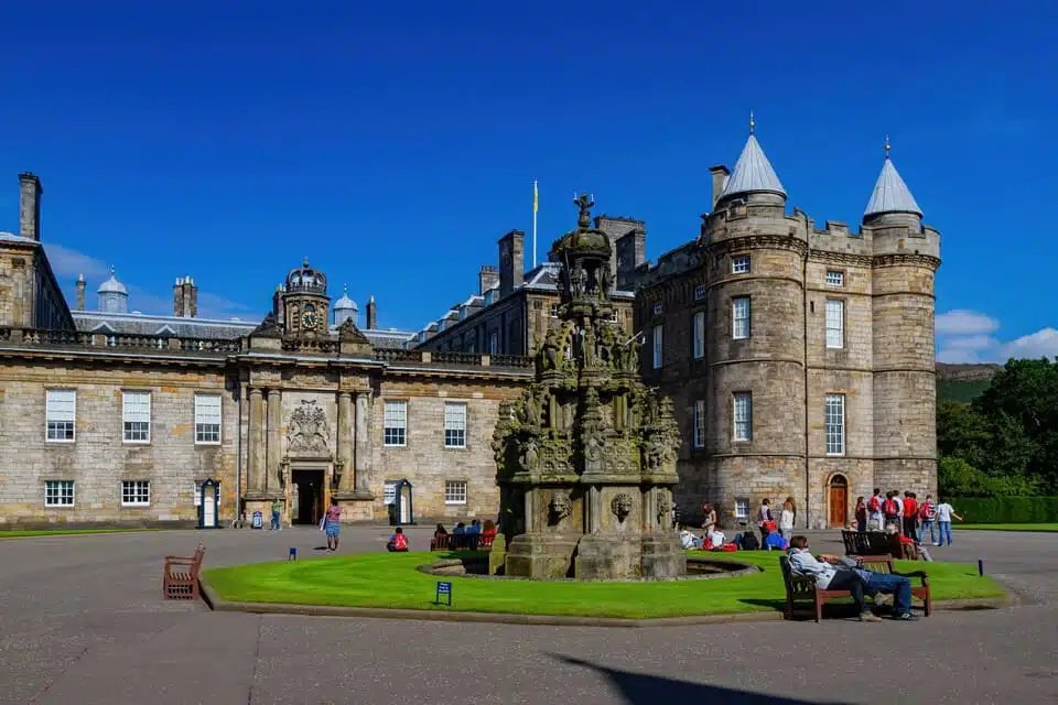 Bilhetes Palácio de Holyroodhouse de Edimburgo 2026