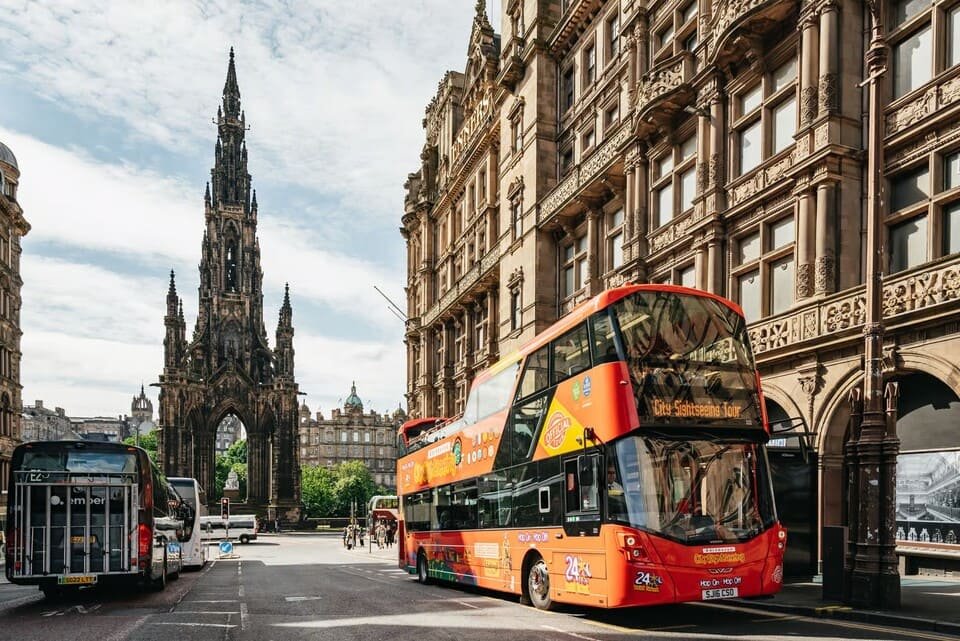 Hop-On Hop-Off Edinburgh Bus Tour